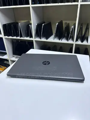 Laptop HP 250 G7 4GB Intel Core i3 SSD 128GB