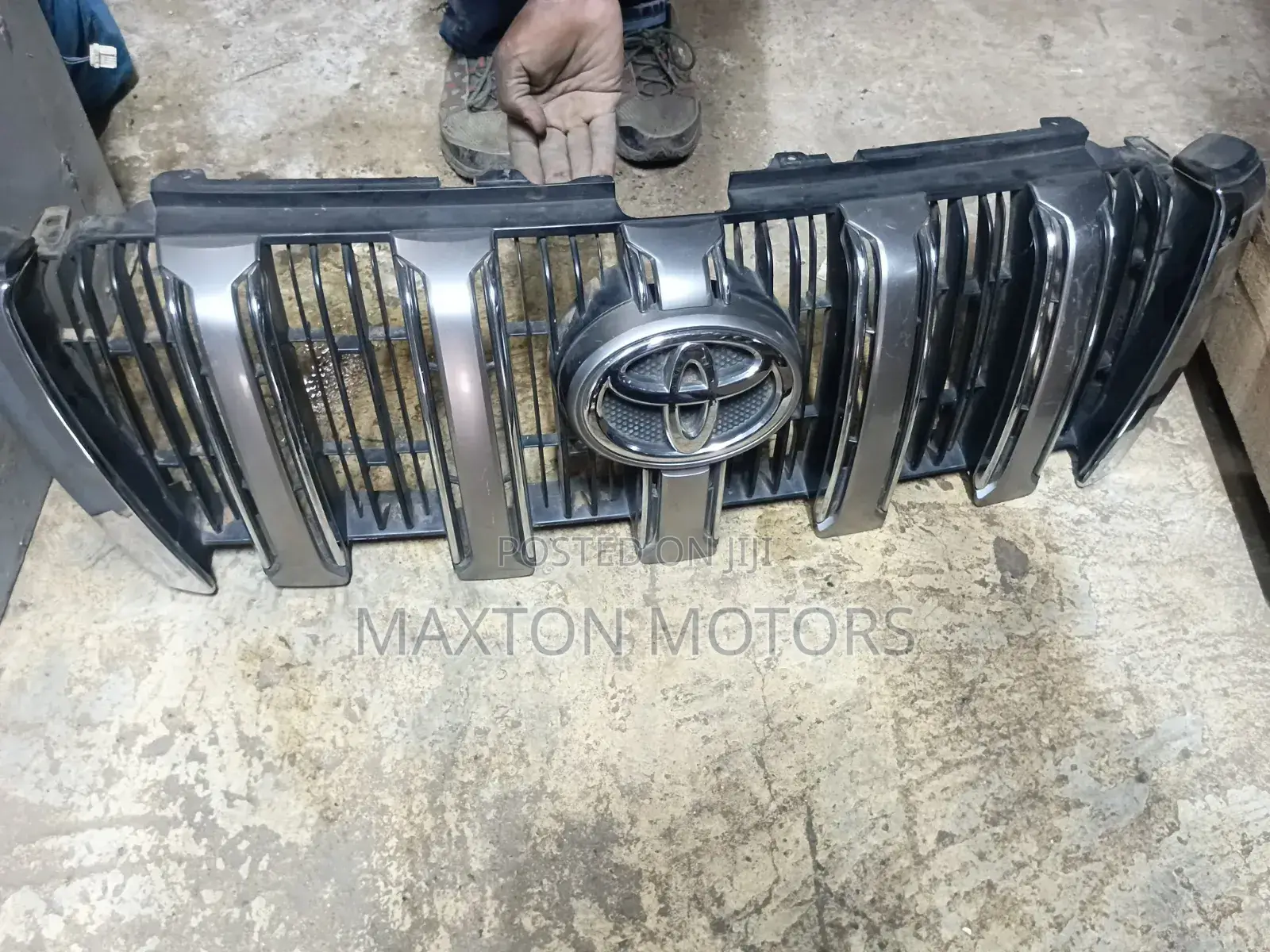 Front Grille Prado 150 2013 (Tear Drop)