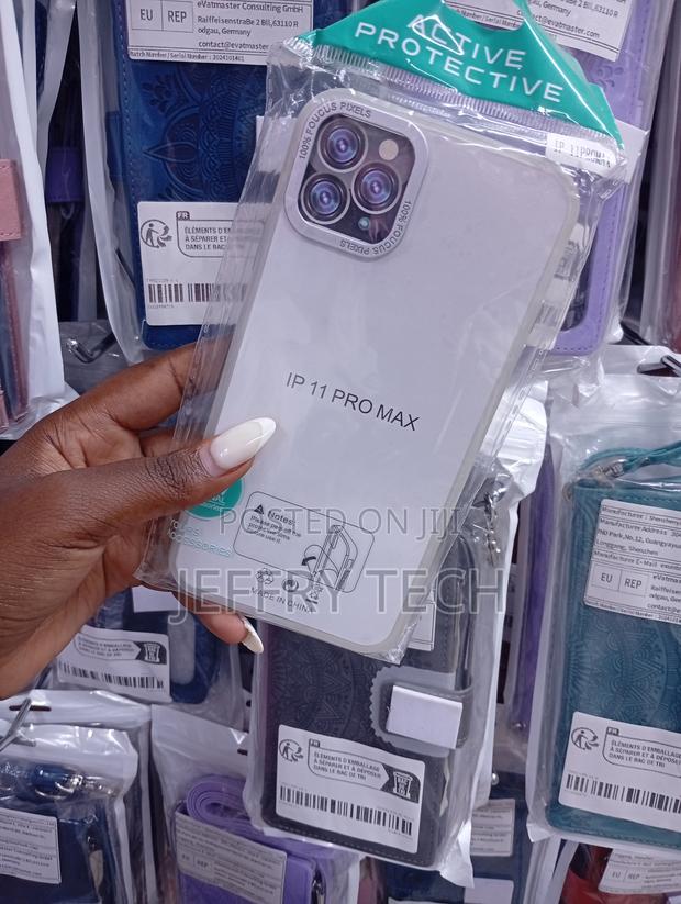 iPhone 11 Pro Max Clear, Shockproof Protective Case - thumbnail 2