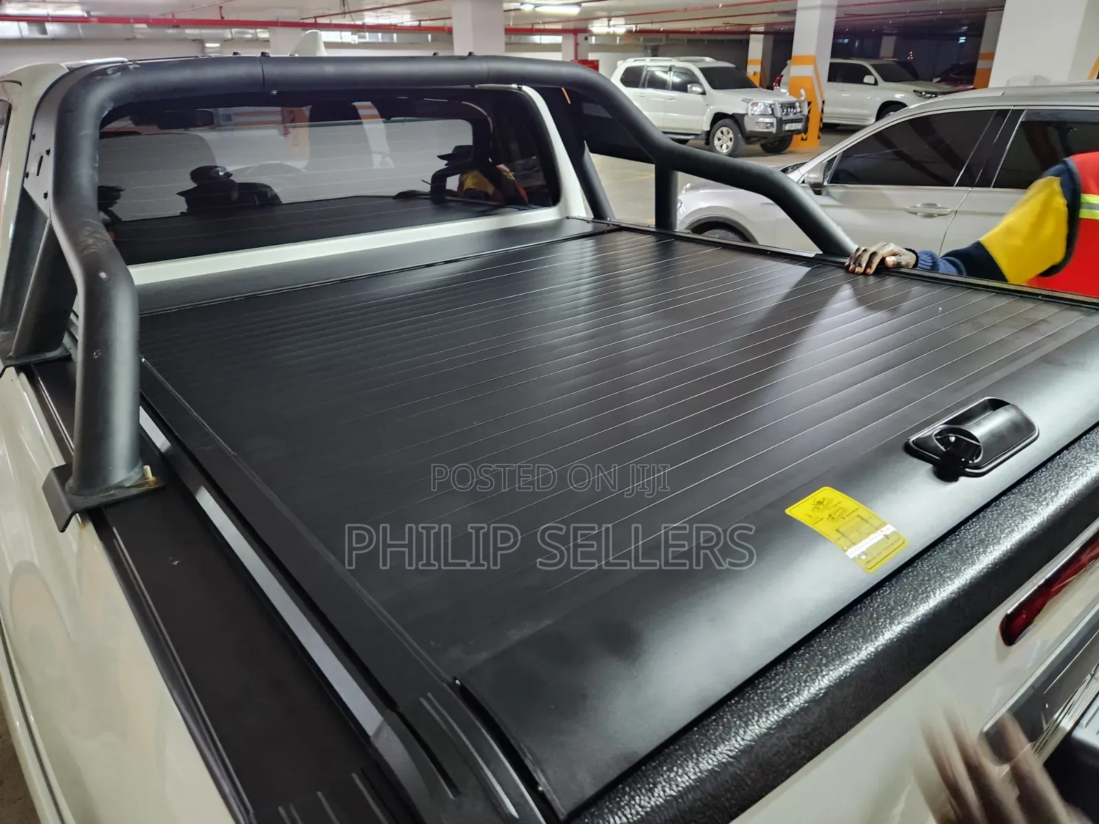 Toyota Hilux Revo,Rocco 2015-2020 Roller Lid / Manual Tonneau Cover