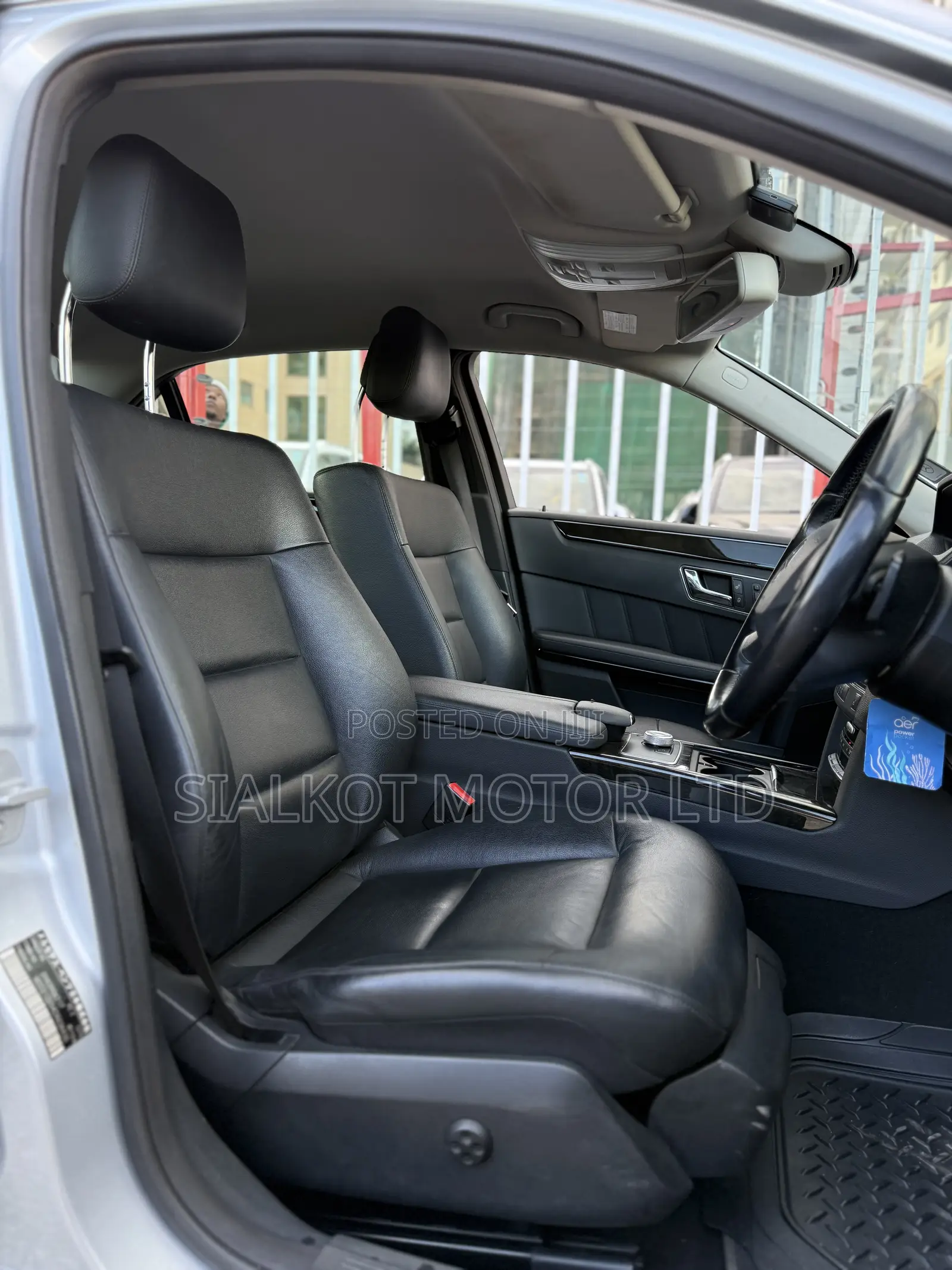 Mercedes-Benz E300 2009 Silver