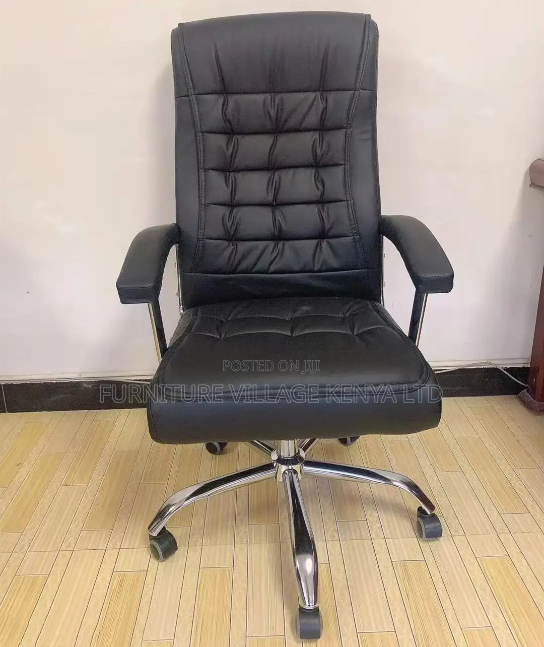 Black Leather Manager's Executive Task Chair