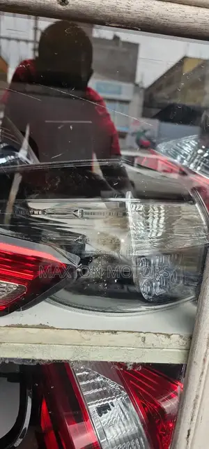 Taillight Wish Ge20 (Clear ) Brand New Genuine Toyota
