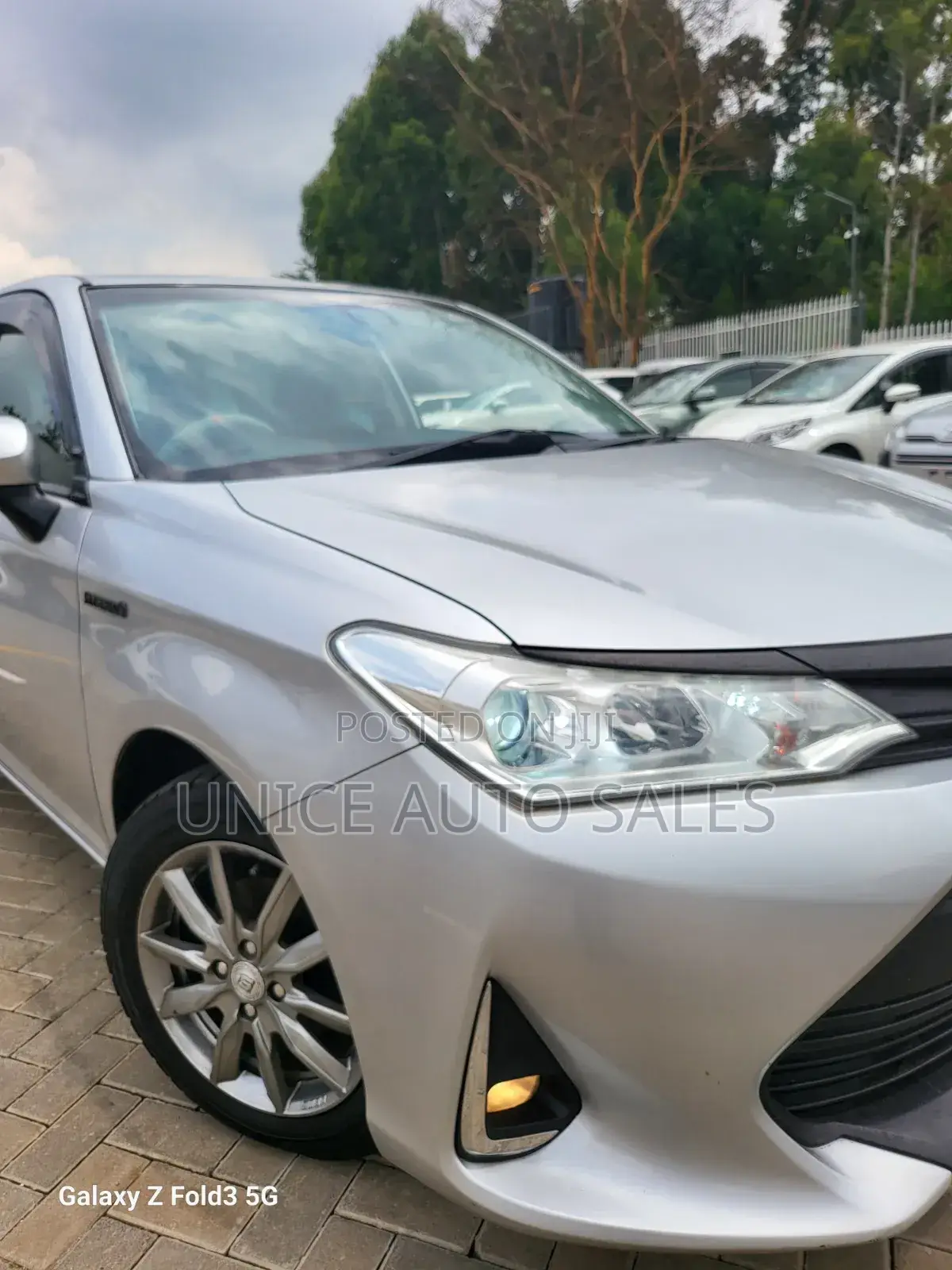 Toyota Corolla Fielder 2018 Silver