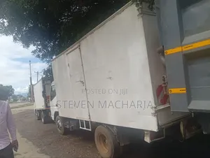 Mitsubishi Canter 4p10