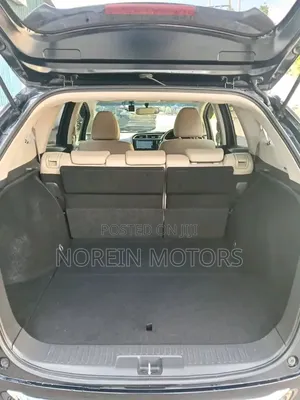 Honda Fit Shuttle 1.5 Hybrid 4WD 2019 Blue
