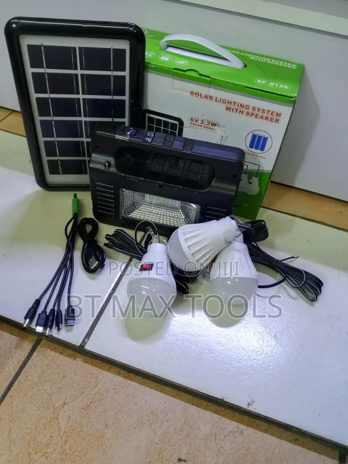 Solar Lights With Radio With Radio/Torch and Bulbs