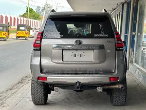 Toyota Land Cruiser Prado 2.8 2019 Brown