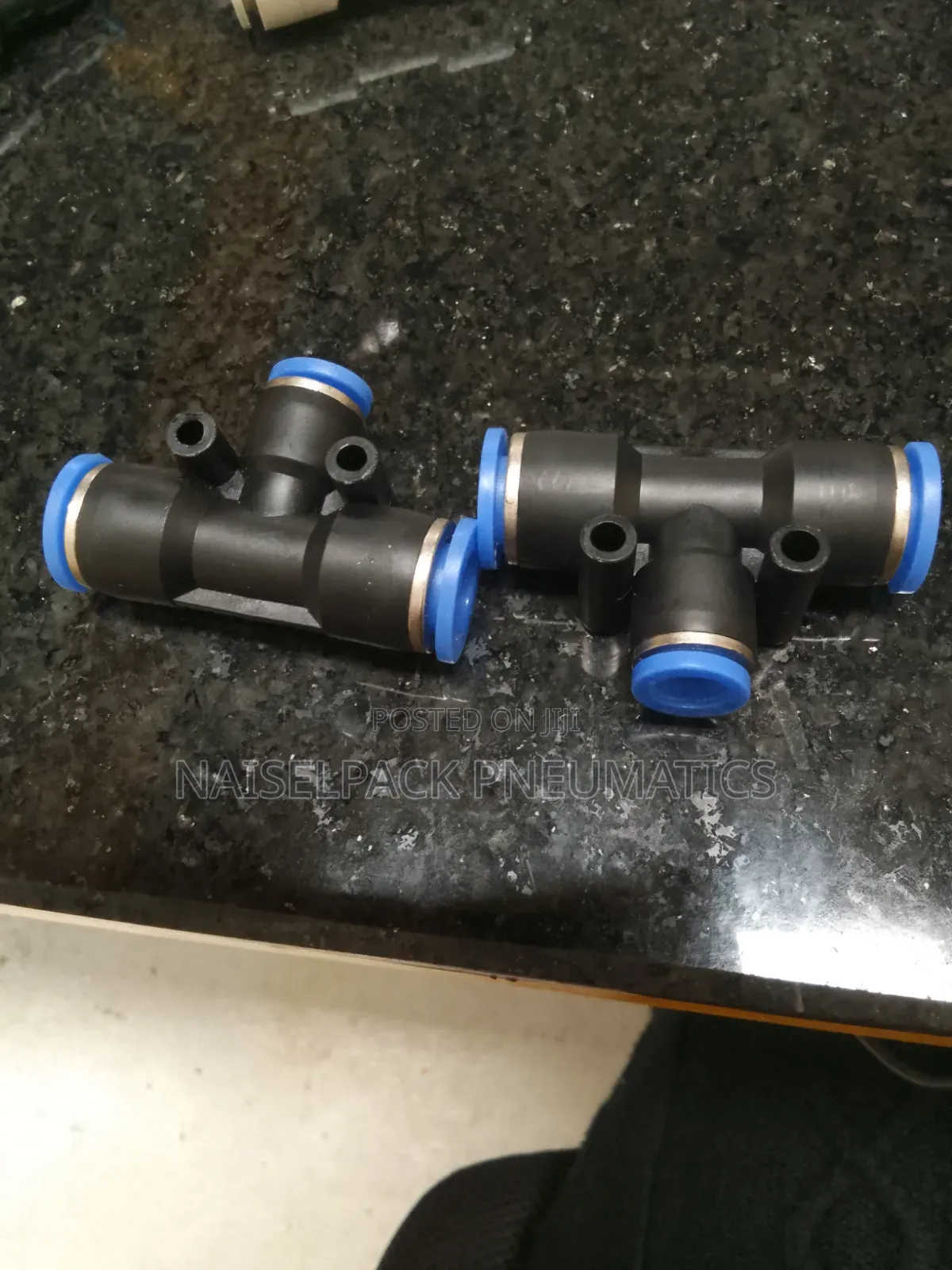 Push In T Connector