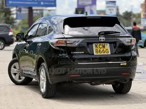 Toyota Harrier 2.0 2014 Black
