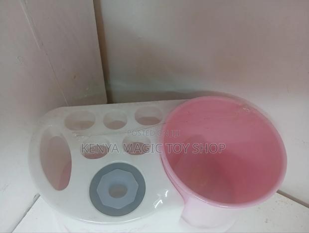 3 in 1 Toothpaste Dispenser - thumbnail 6