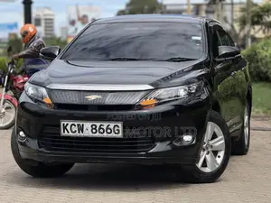 Toyota Harrier 2.0 2014 Black