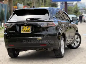Toyota Harrier 2.0 2014 Black