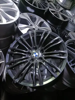 Multi Sporkes Original 18 Inch BMW Rims Set