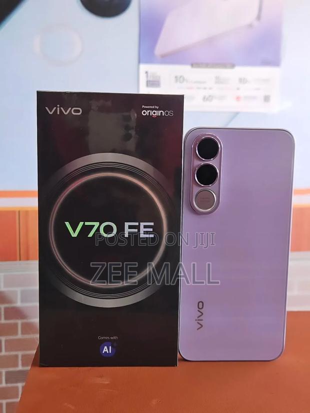 New Vivo V70 256 GB Silver