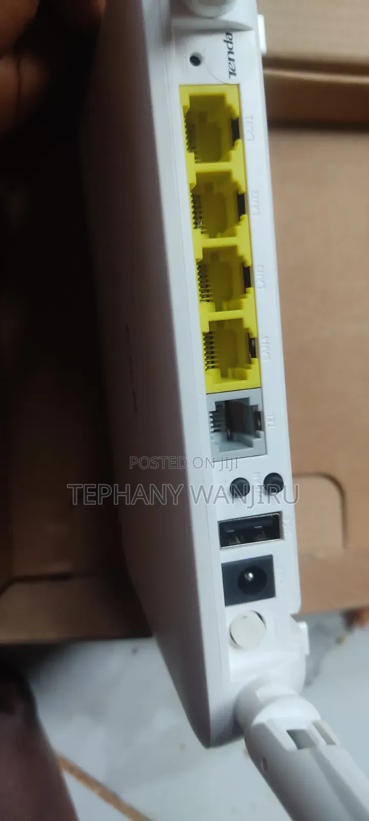 Tenda N300 Wifi Router