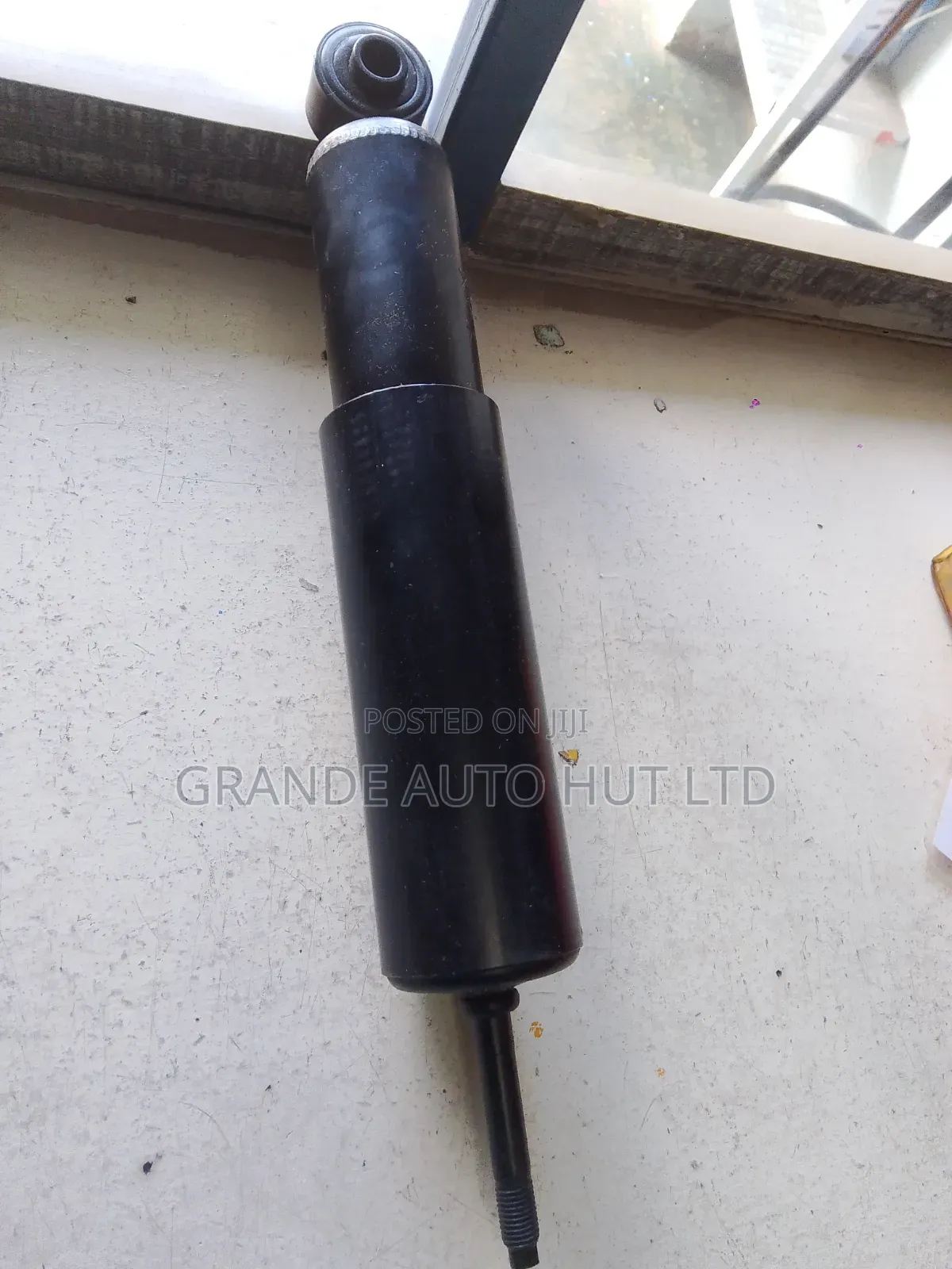 Front Shock Absorbers Toyota Hiace (Excel-G Brand)