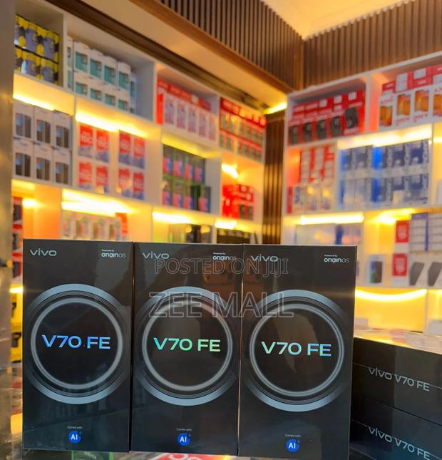 New Vivo V70 512 GB Black