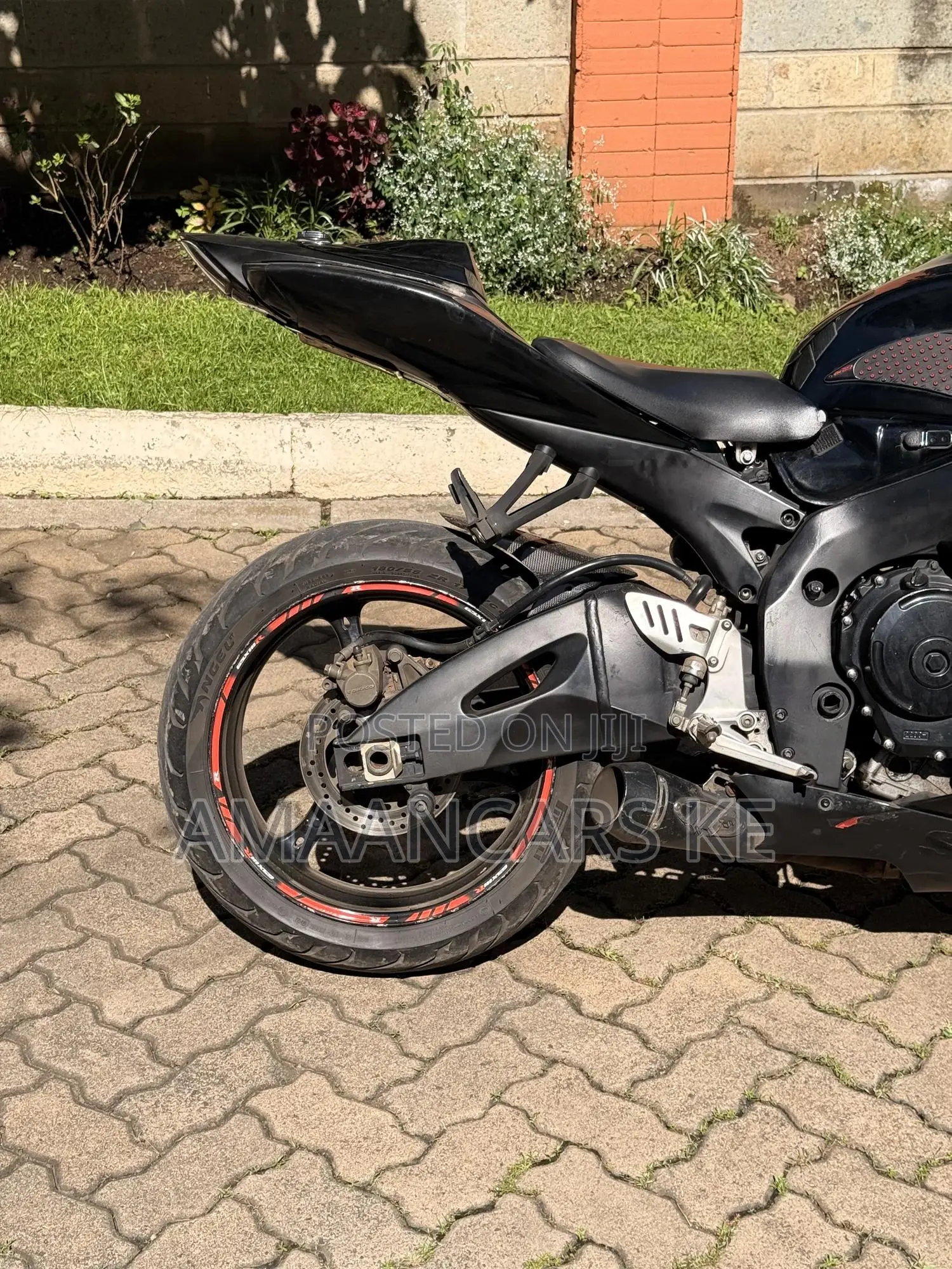 Suzuki GSX-R 2012 Black