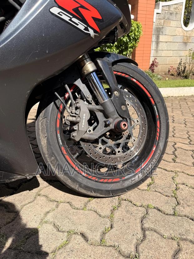 Suzuki GSX-R 2012 Black - thumbnail 5