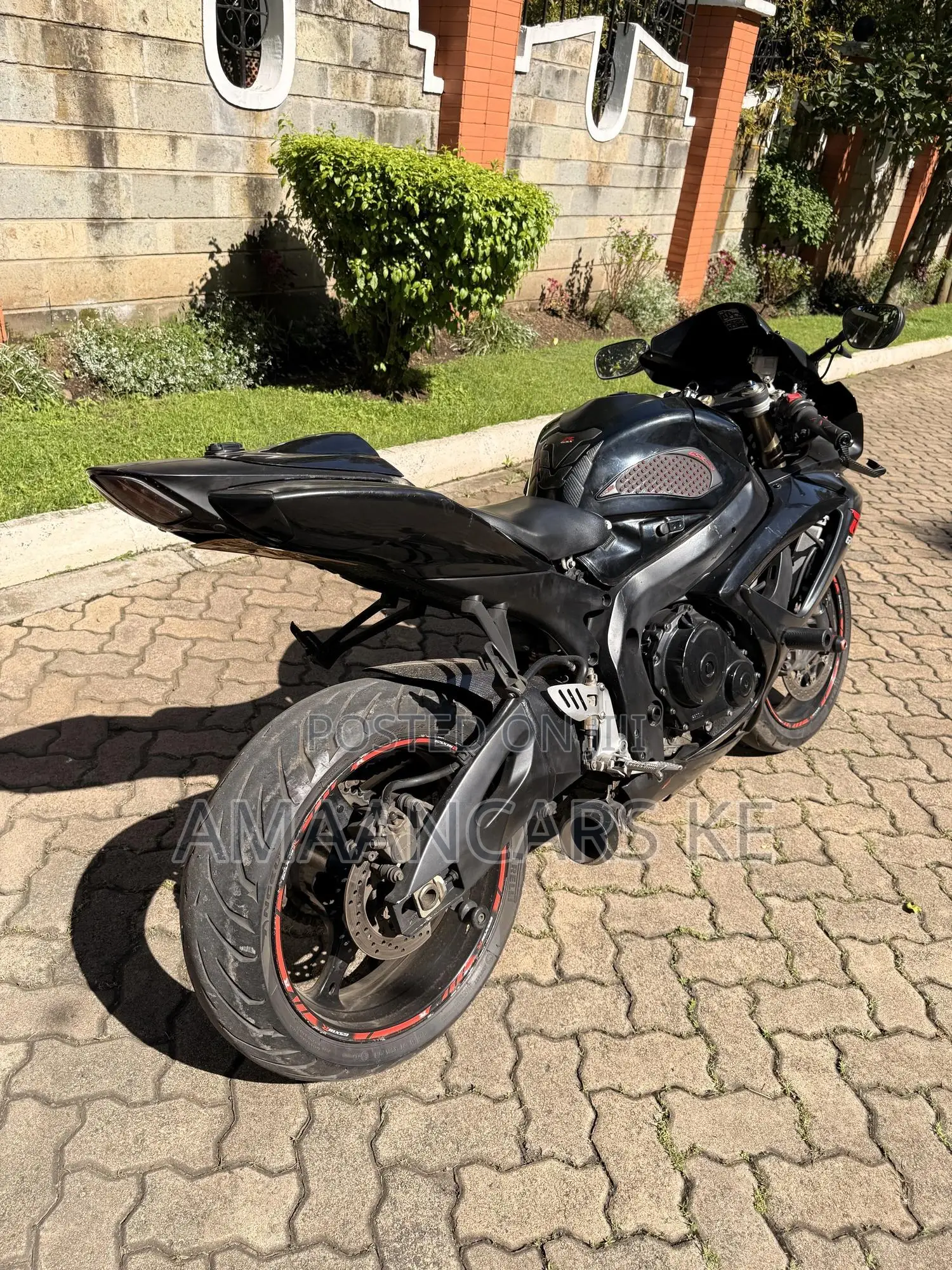 Suzuki GSX-R 2012 Black