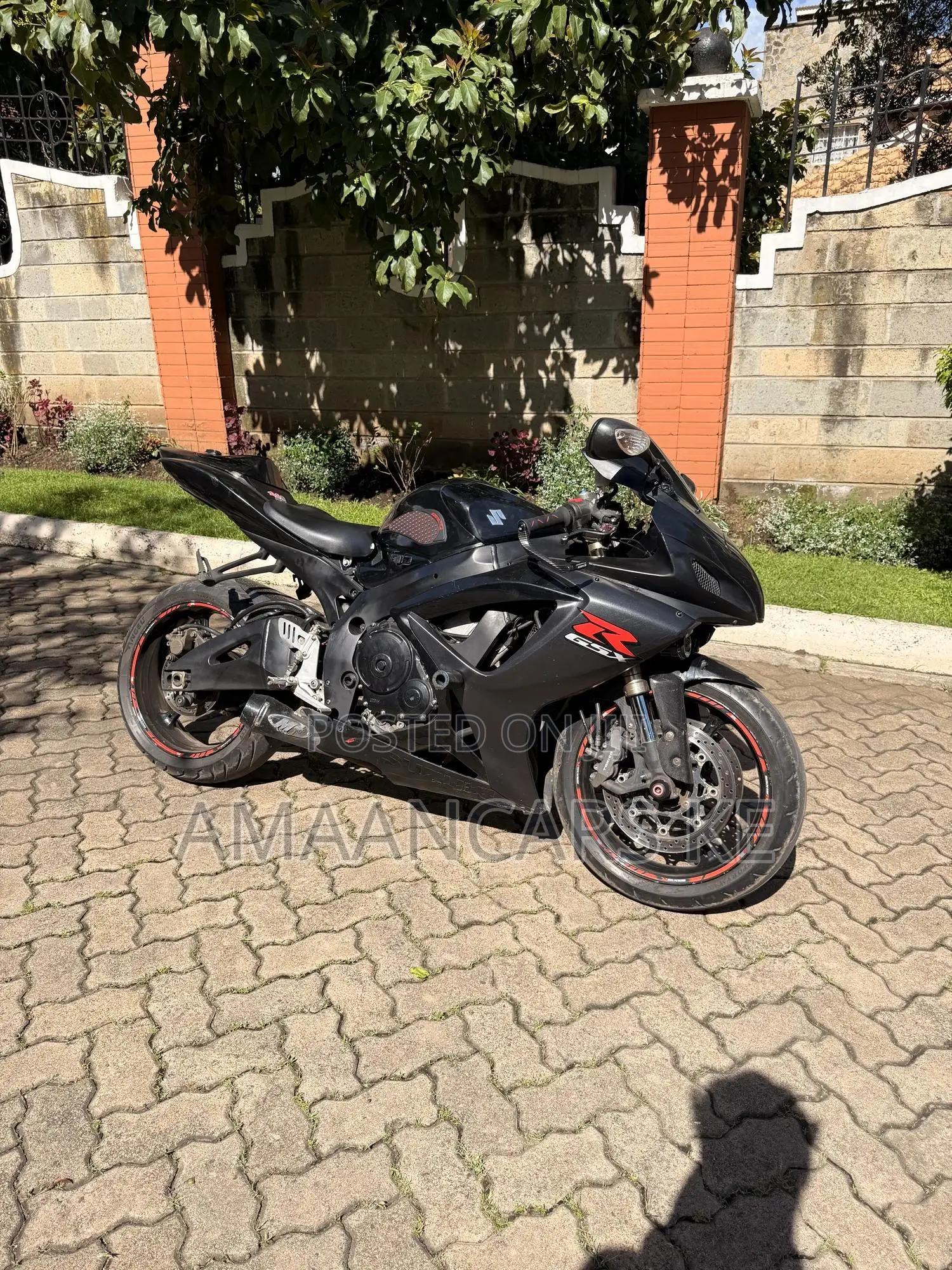 Suzuki GSX-R 2012 Black