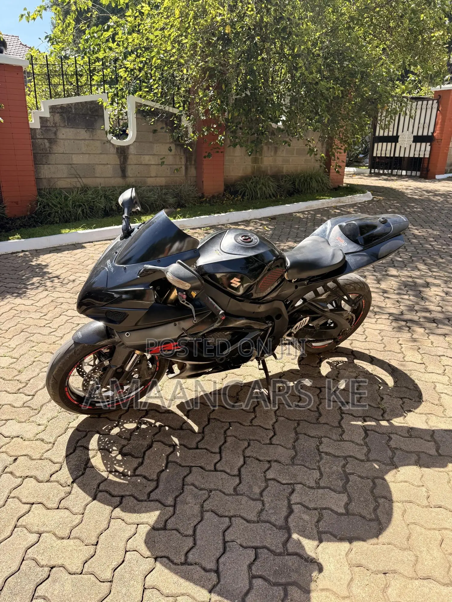 Suzuki GSX-R 2012 Black