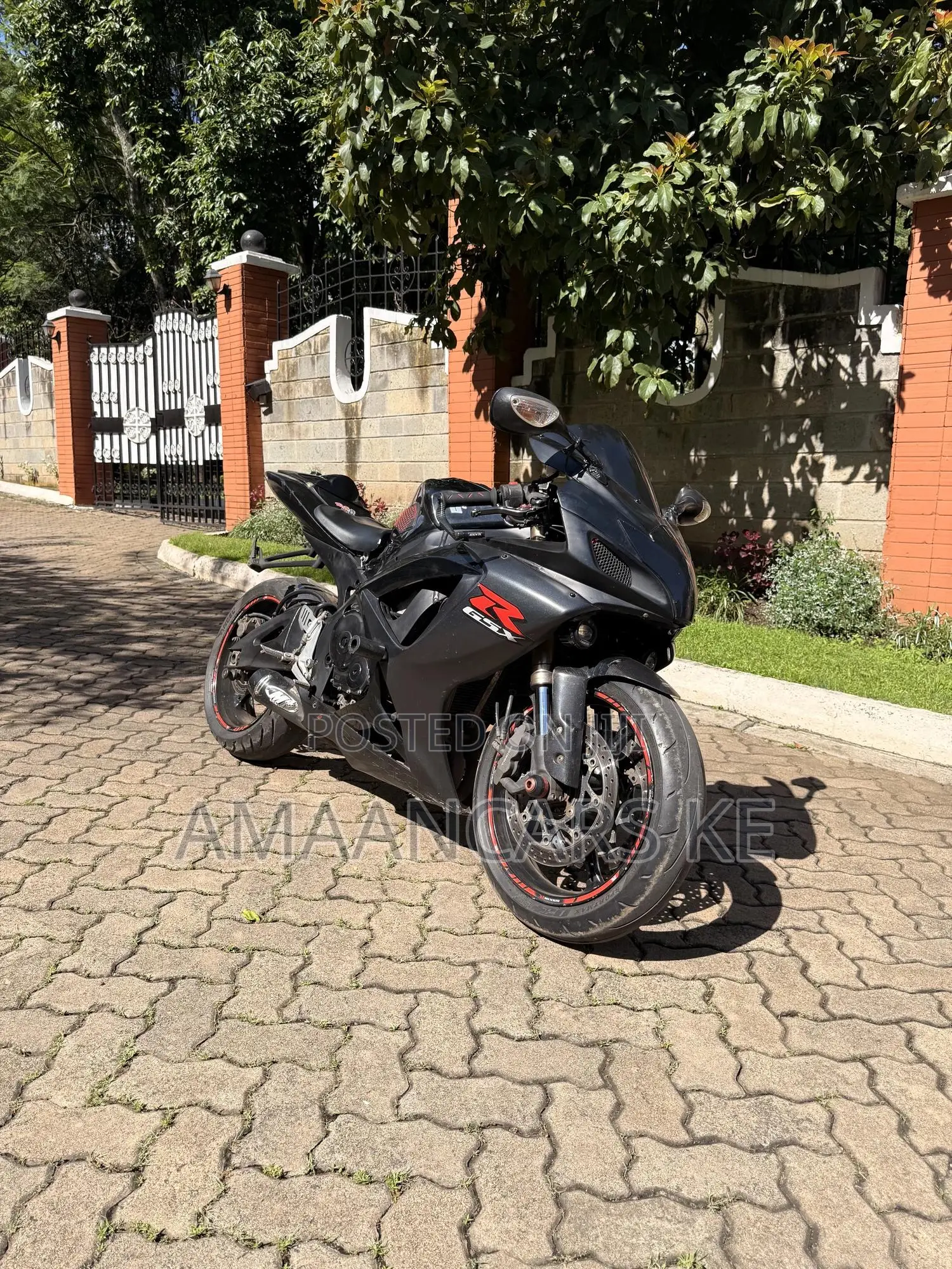 Suzuki GSX-R 2012 Black