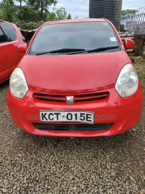 Toyota Passo 1.0 FWD 2011 Red