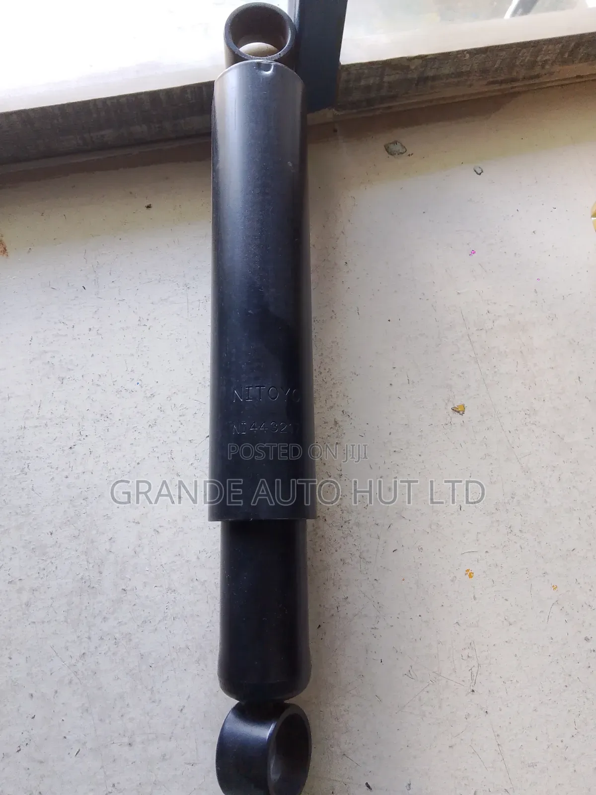 Rear Shock Absorbers Toyota Hilux (Nitoyo Brand)