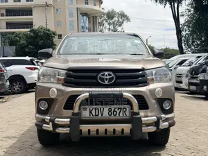 Toyota Hilux 2018 Brown