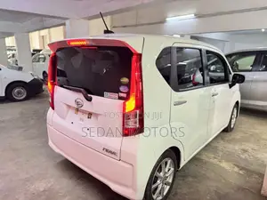 Daihatsu Move 2019 Beige