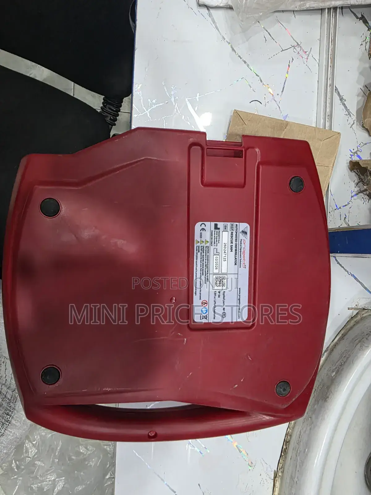 Defibrillator