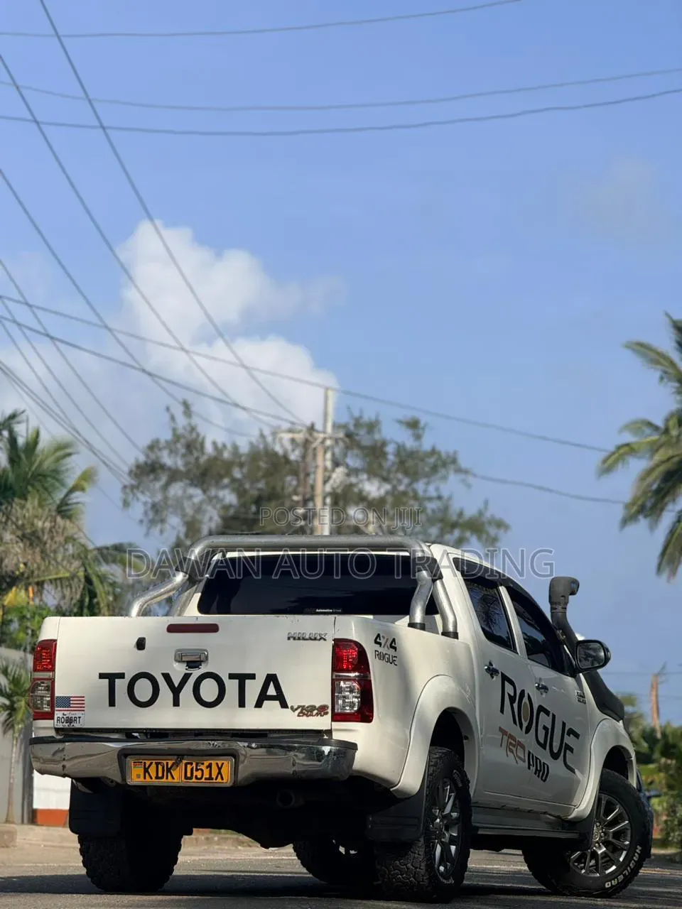 Toyota Hilux 3.0 D-4D 4x4 2015 White