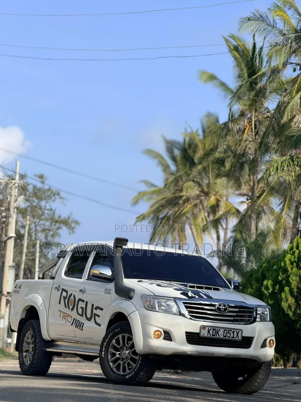 Toyota Hilux 3.0 D-4D 4x4 2015 White