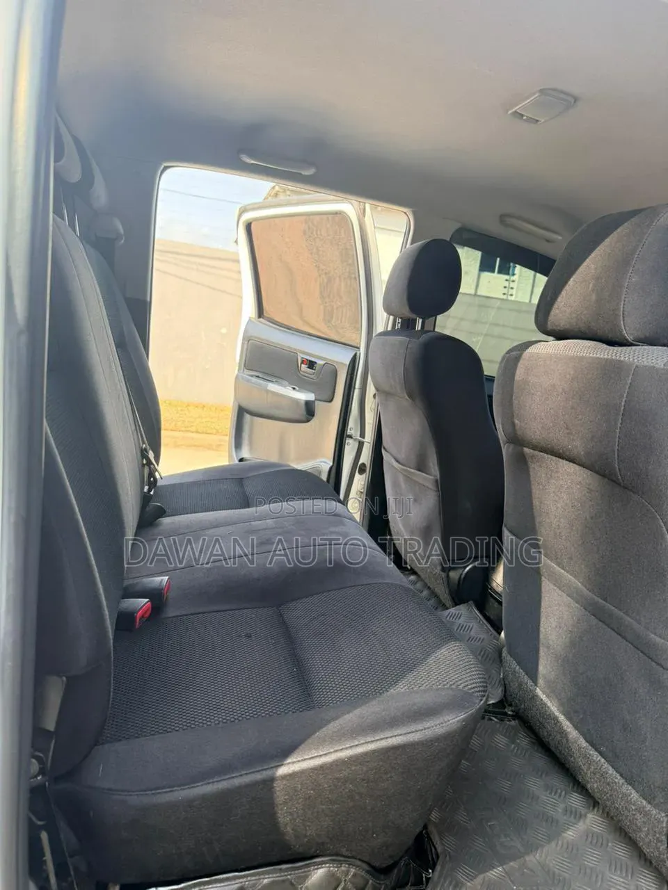 Toyota Hilux 3.0 D-4D 4x4 2015 White