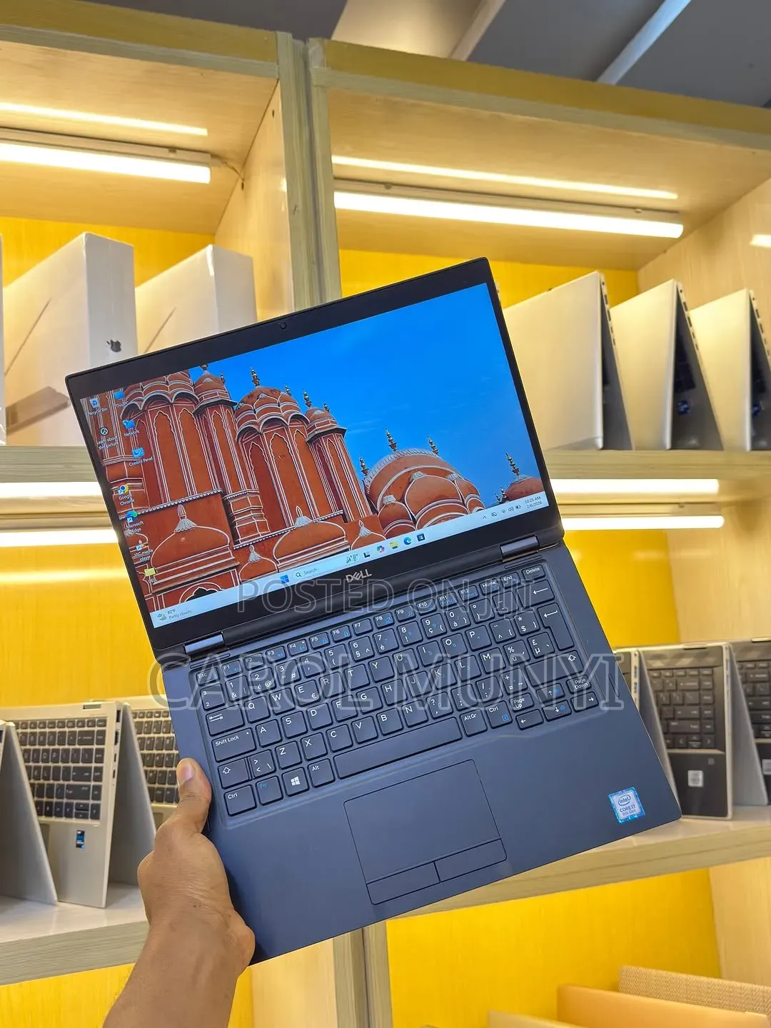 New Laptop Dell Latitude 7390 8GB Intel Core i5 SSD 256GB