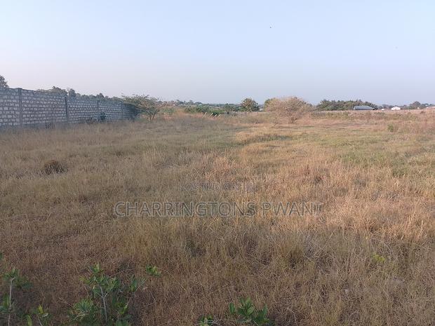 5 Acre Commercial/Industrial Plot| Fenced | Mariakani - thumbnail 5