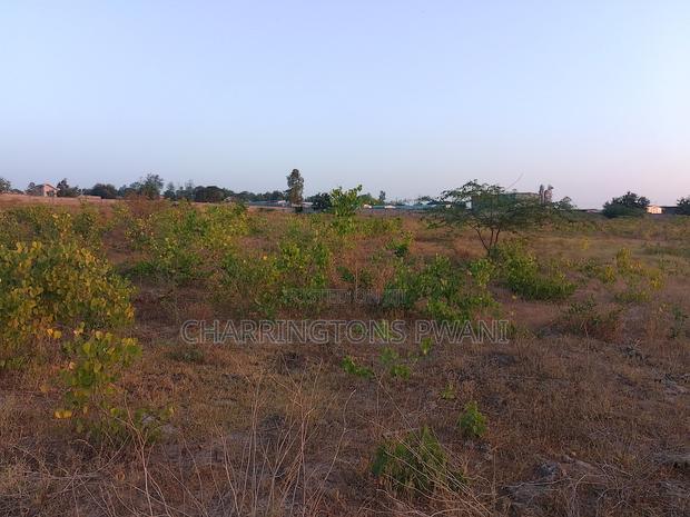 5 Acre Commercial/Industrial Plot| Fenced | Mariakani - thumbnail 8
