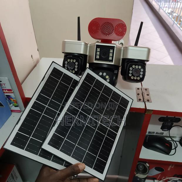 High Quality 4lens CCTV Surveillance Camera Dua Panel Solar Panels 4g