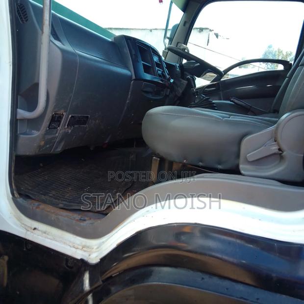 Isuzu FRR 90 - thumbnail 6