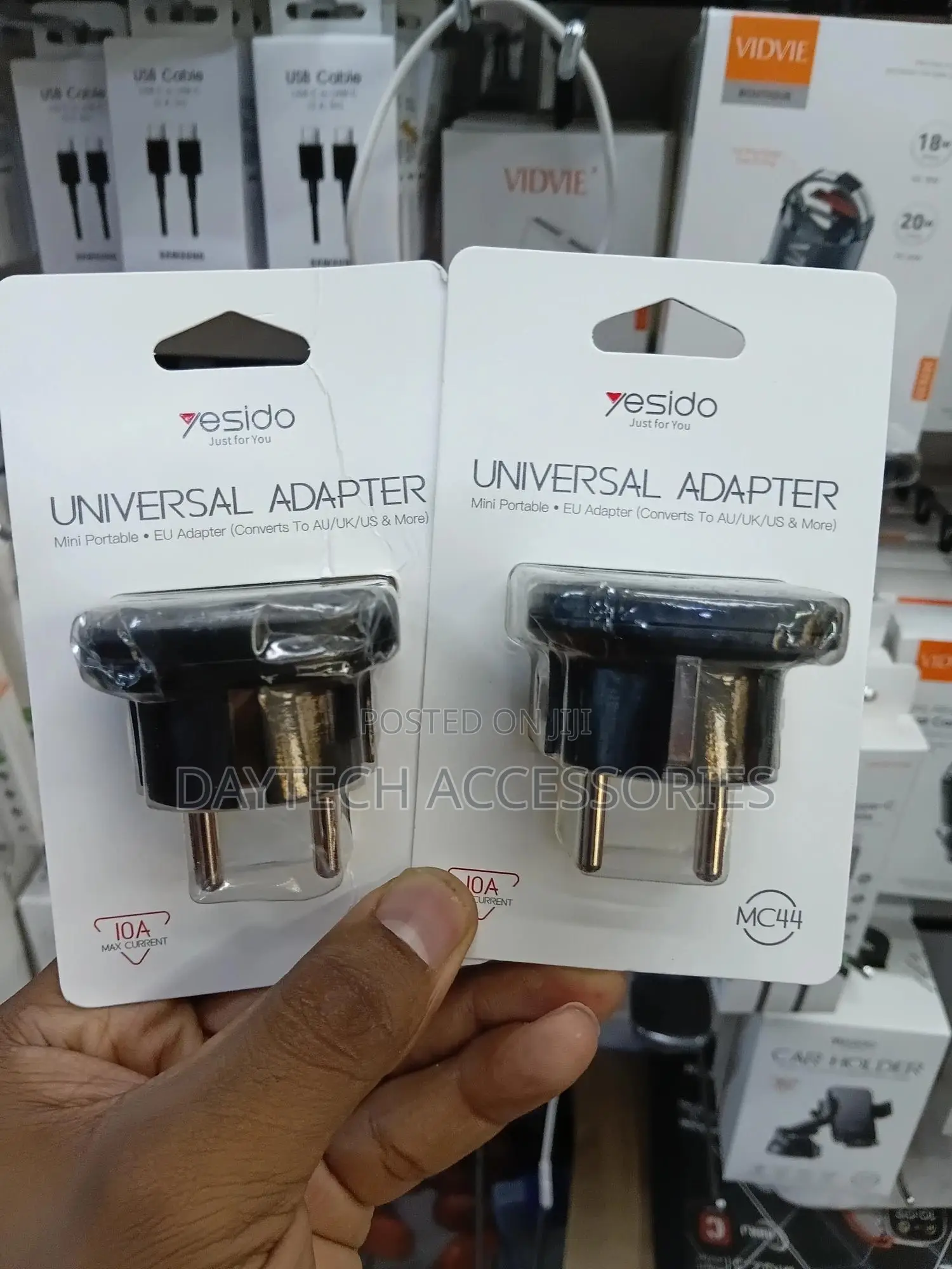 Yesido Mc44 Eu Plug To Universal Socket Global Travel Adapter.