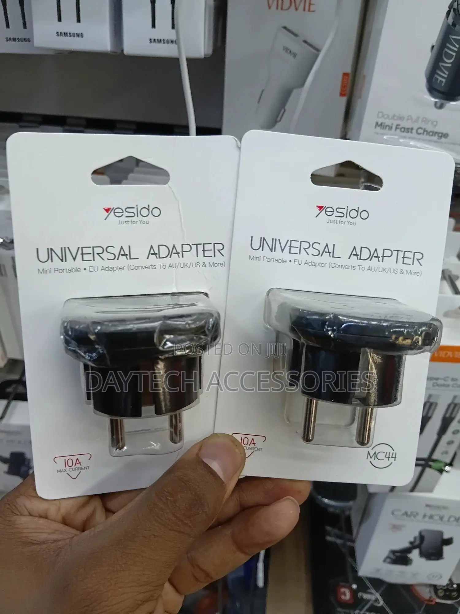Yesido Mc44 Eu Plug To Universal Socket Global Travel Adapter.