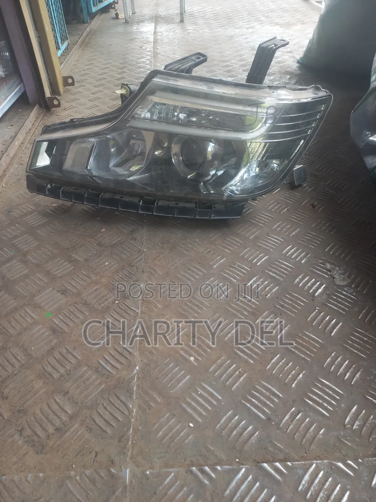 Honda Stepwagon Zenon Headlight