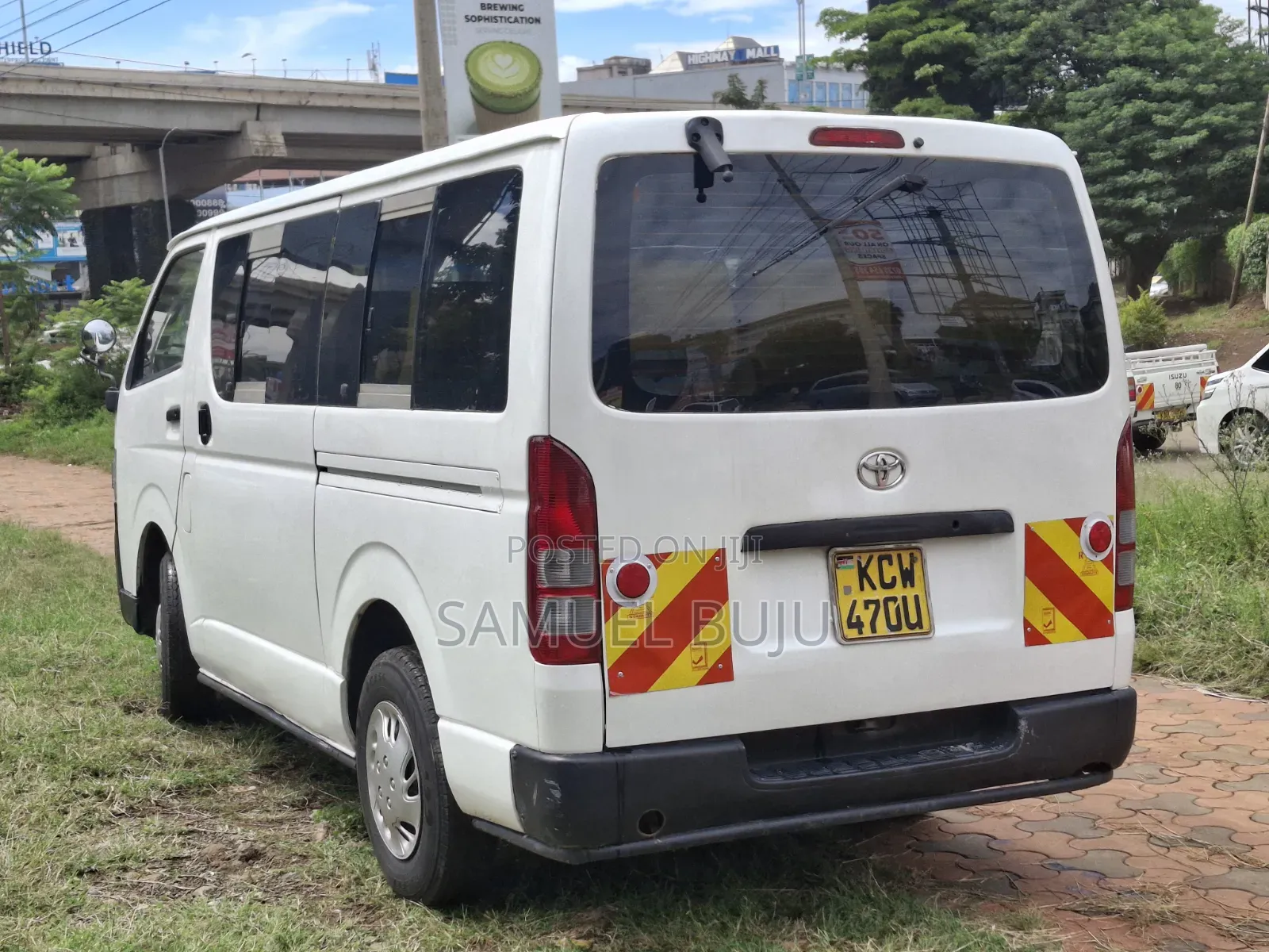 Toyota HiAce 2012 White