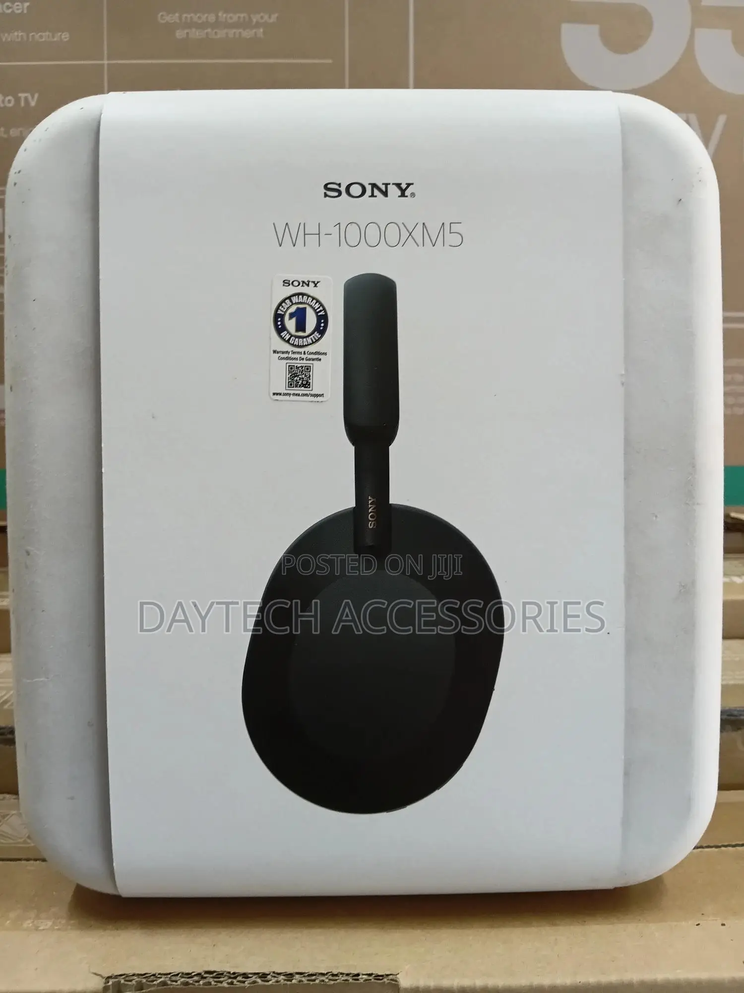 The Sony Wh-1000xm5 Wireless Noise-Canceling Headphones