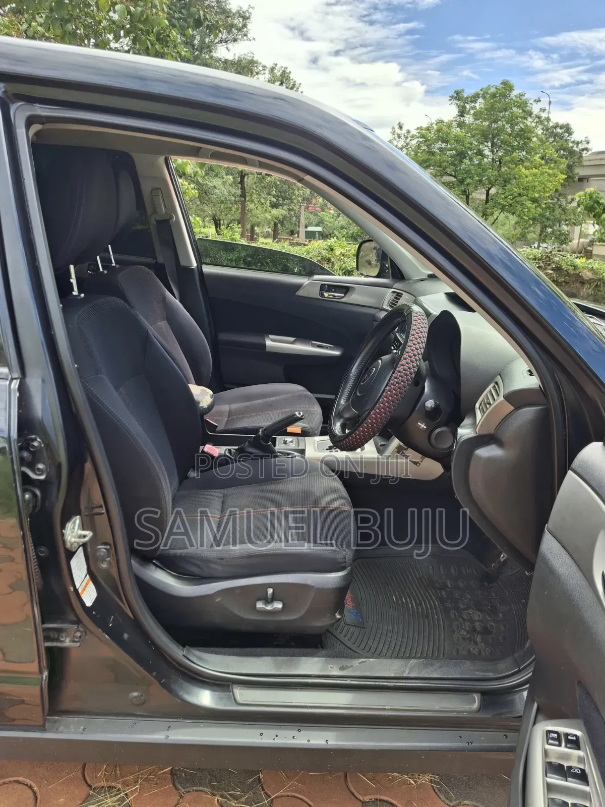 Subaru Forester 2011 Black