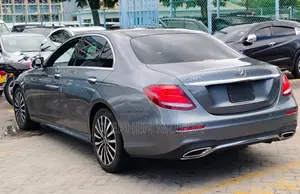 Mercedes-Benz E200 2019 Gray