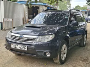 Subaru Forester 2010 Black