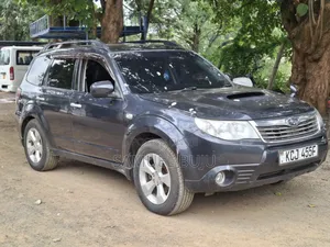 Subaru Forester 2010 Black